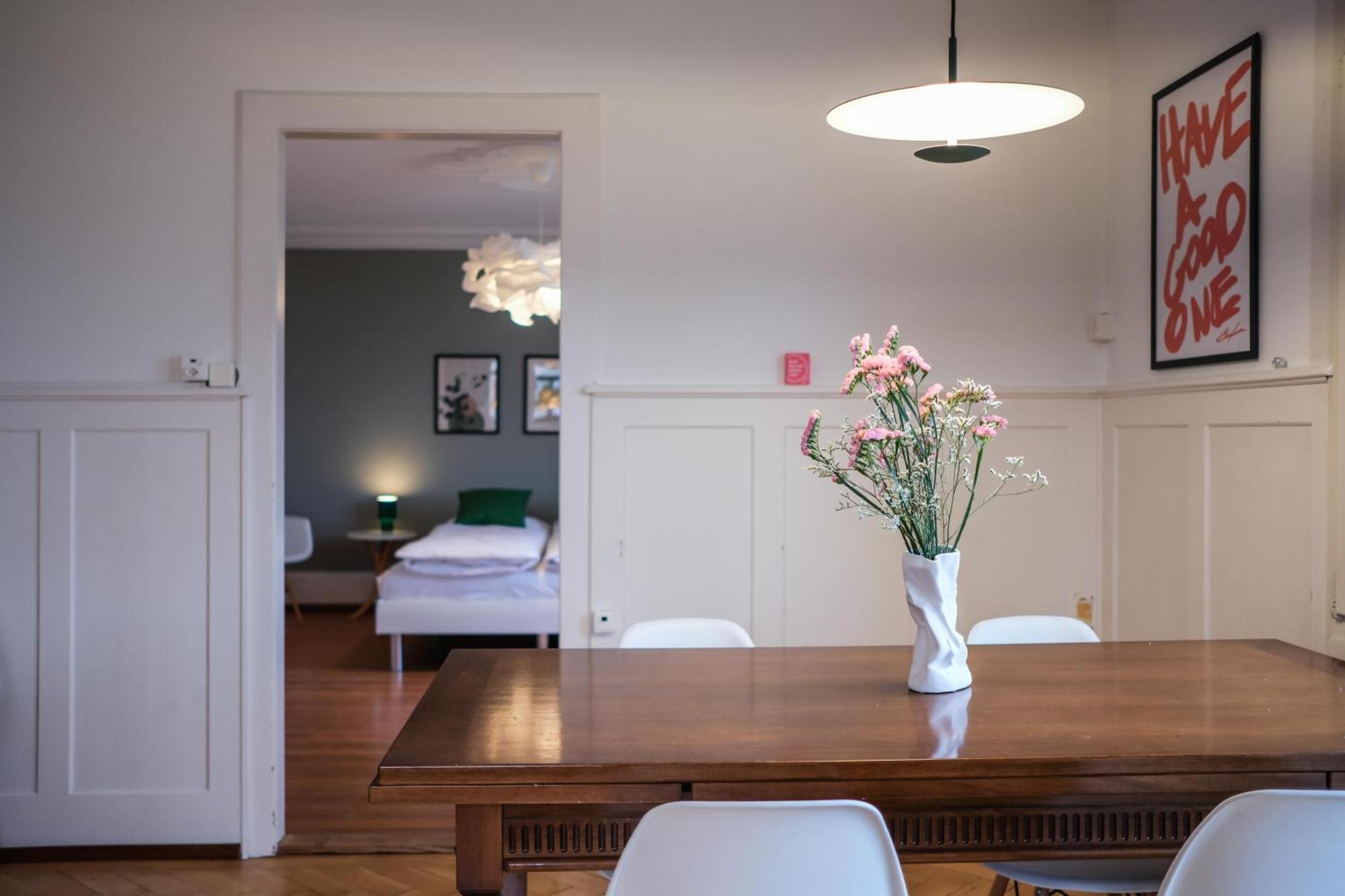 Boutique Lakeview 1